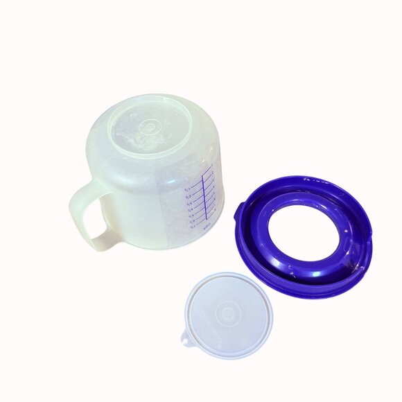 Vintage Tupperware Mix-N-Stir Measuring Bowl 8 Cup Measure Mix Store Ingredients - Picture 12 of 13